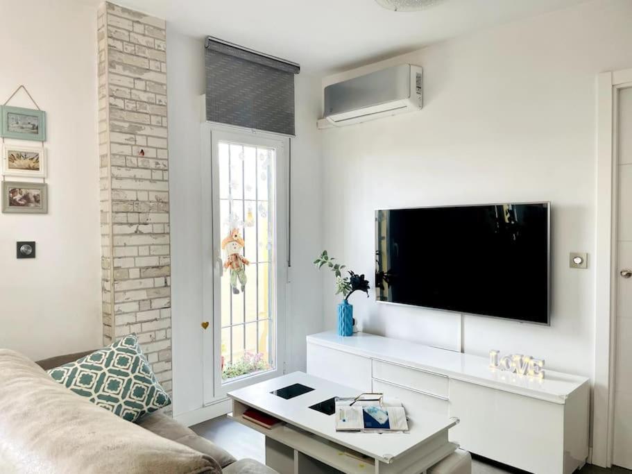 Nuevo!! Apartamento Lujo&Confort. Parking Sevilla Exteriér fotografie