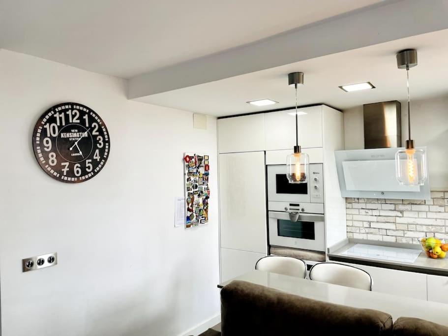 Nuevo!! Apartamento Lujo&Confort. Parking Sevilla Exteriér fotografie
