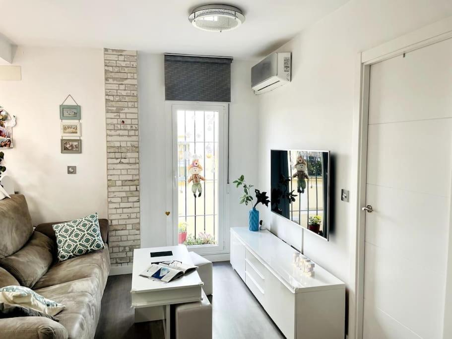 Nuevo!! Apartamento Lujo&Confort. Parking Sevilla Exteriér fotografie